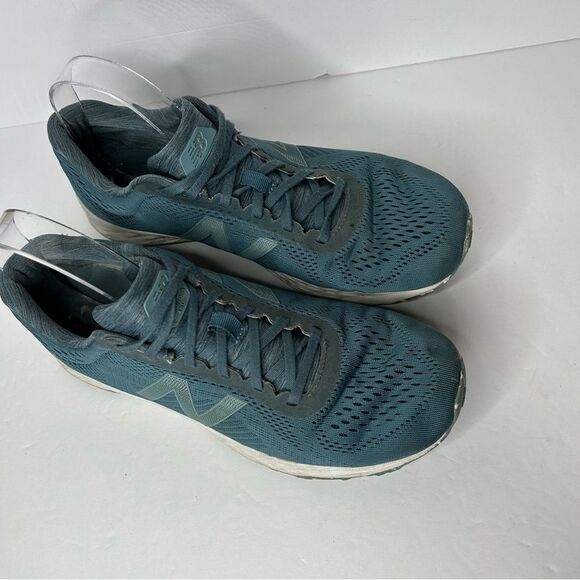 New Balance Blue Running Shoes fresh foam 11 - Picture 3 of 13